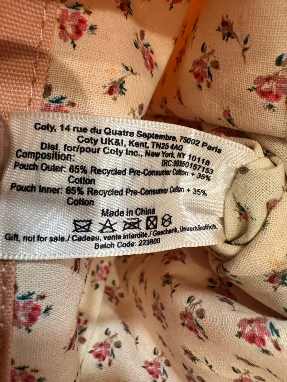 Gucci Beauty Pink/Peach Cotton Drawstring Bag NIP